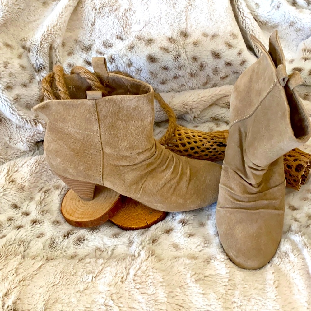 BC FOOTWEAR